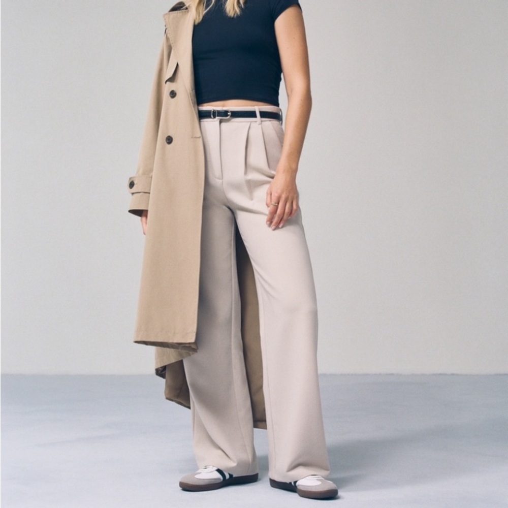 NWT Abercrombie & Fitch Sloane crepe Pant